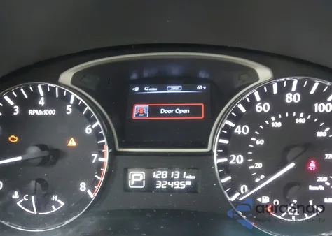 2013 Nissan Pathfinder Platinum из США, поврежденный, VIN 5N1AR2MM2DC633232